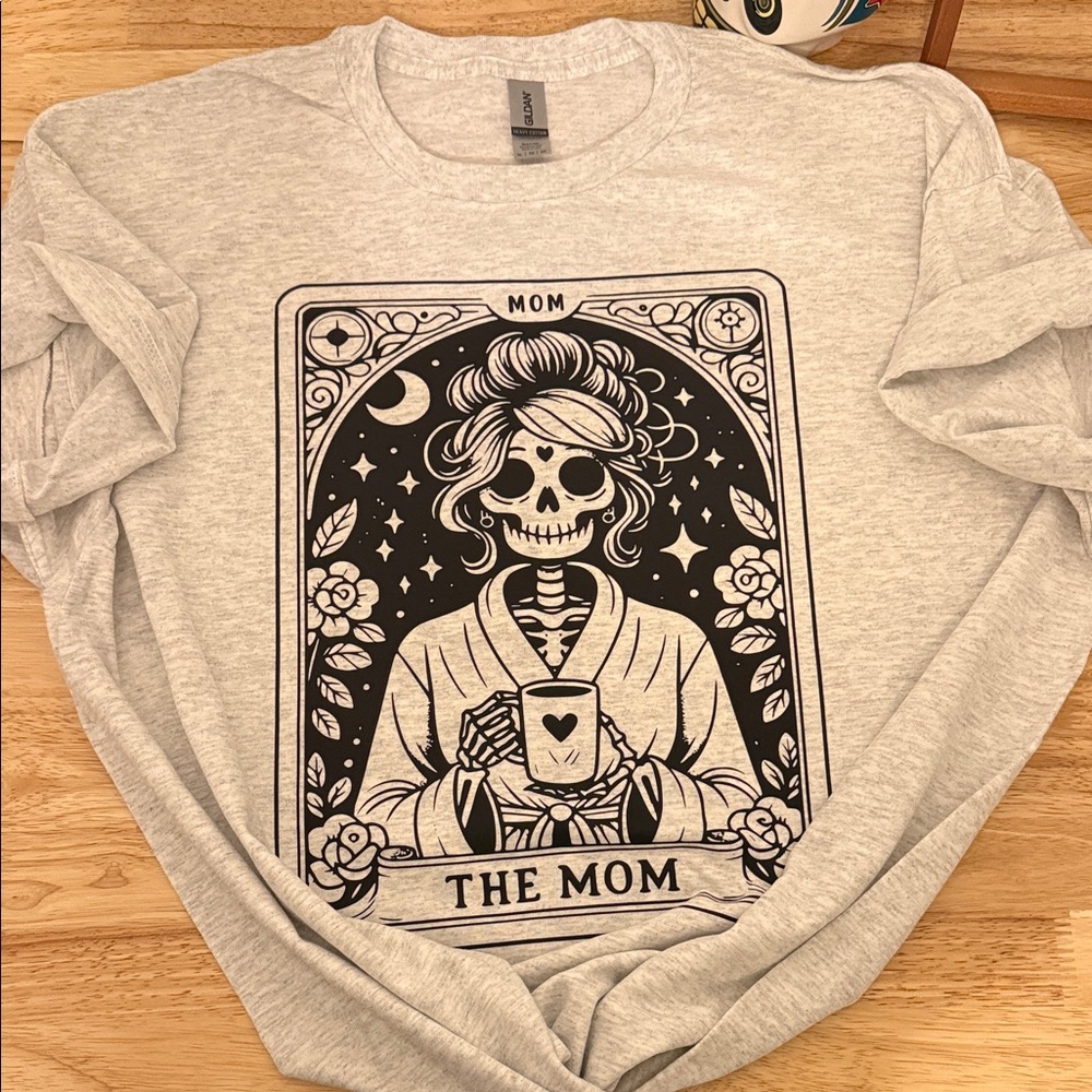 Gildan Heather Gray Graphic Tarot Card Skeleton Mom t-shirt